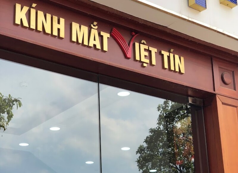 Kính mặt Việt Tín